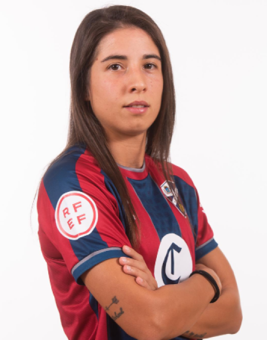 Yamila Badell<h5>Winger / Forward</h5>